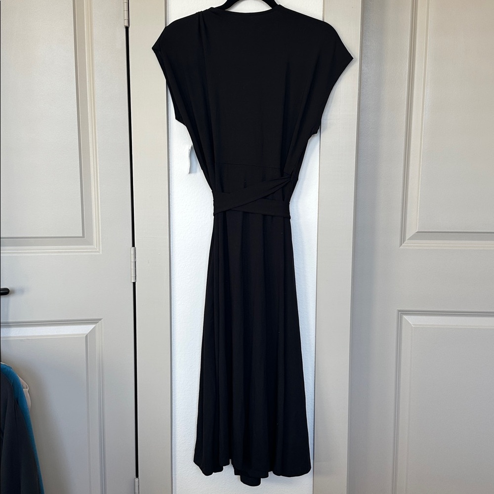 Old Navy Elegant Black Wrap Dress - Picture 6 of 6